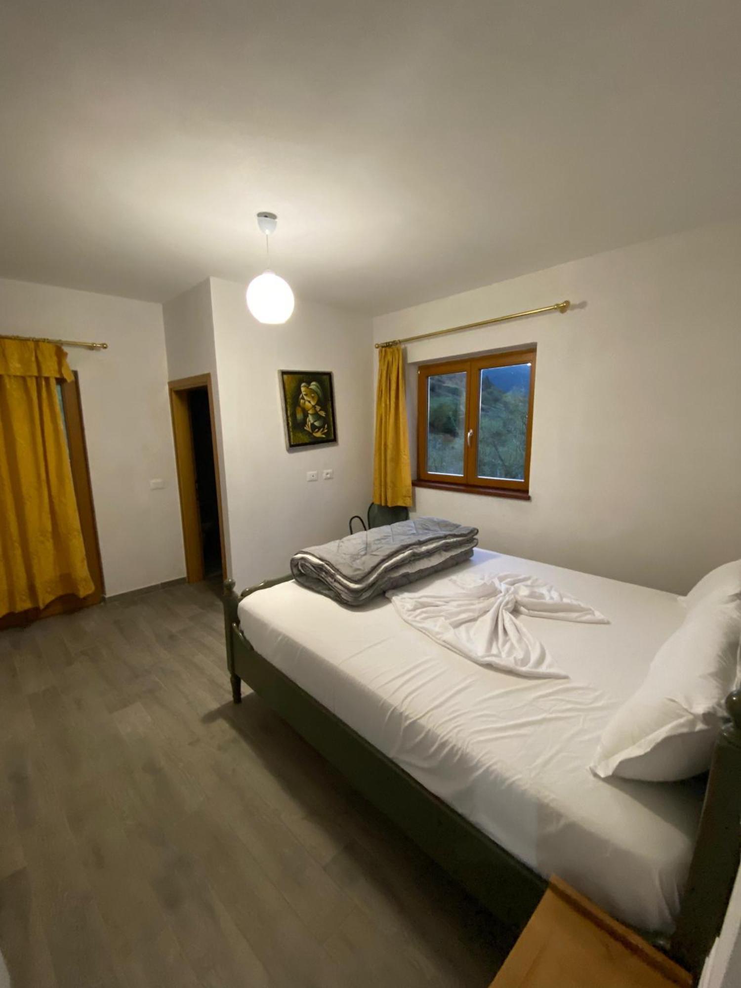 Guest House Korabi Ceren Exteriér fotografie